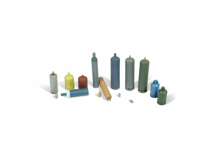 Scale Models * | Sc209 | Vallejo 1/35 Modern Gas Bottles Diorama Accessory Set